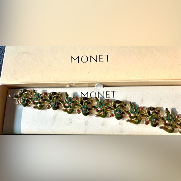 Vintage Monet Green and Purple Floral Enamel Bracelet with Intricate Design - Picture 6 of 6